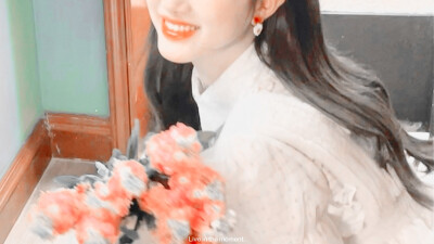 胡馨尹橙光素材