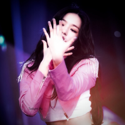 “神会爱世人吗”
·安宥真