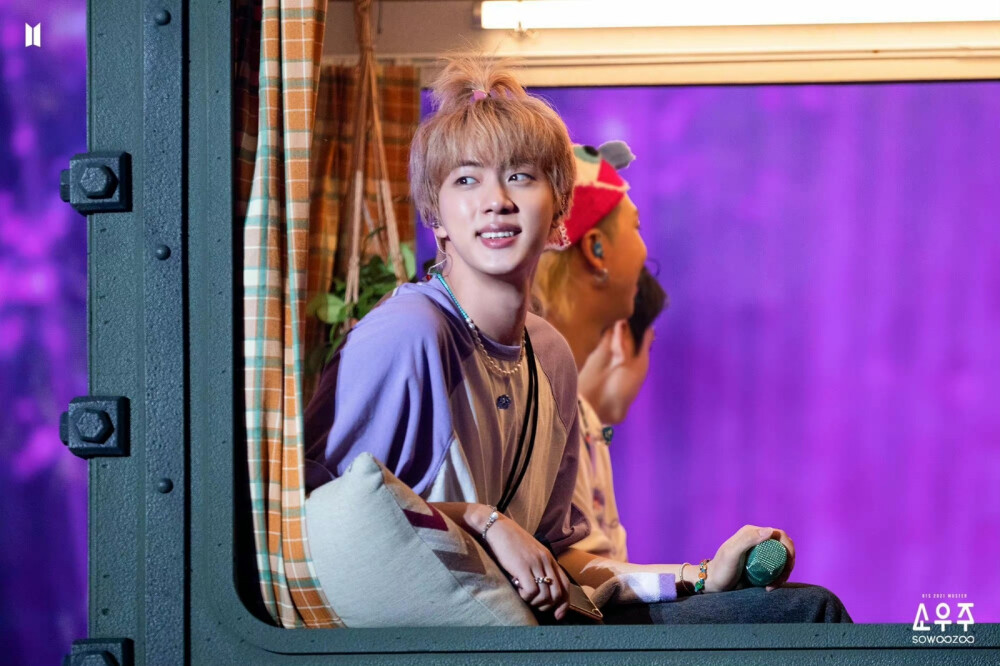 金硕珍
2021 MUSTER SOWOOZOO Preview Cuts