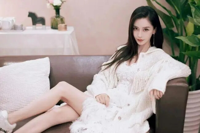 时尚界的宠儿-Angelababy