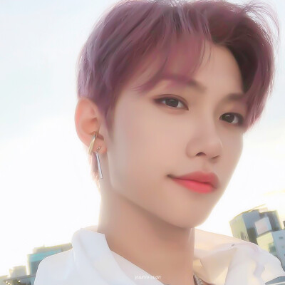 逆光⁽⁽ଘ( ˊᵕˋ )ଓ⁾⁾