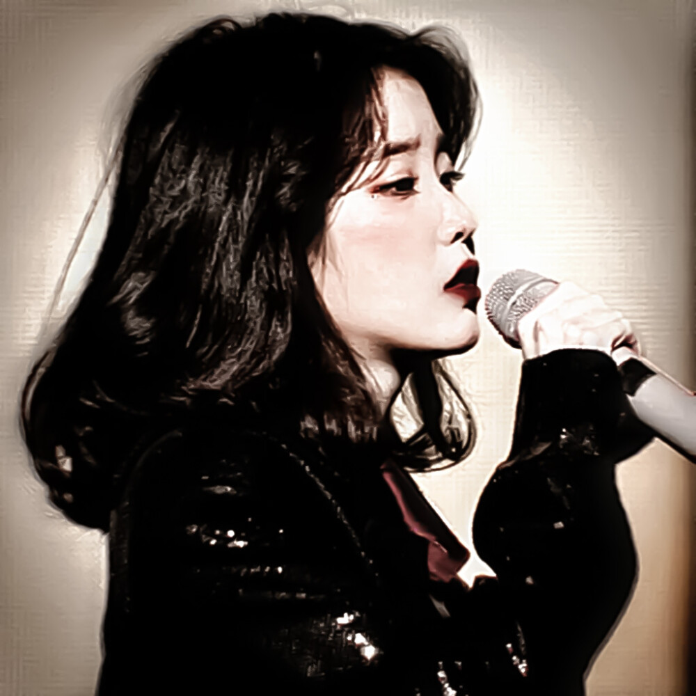  *怠惰
贝利尔(Berial)
＂Idleness is my only talent.＂
◆李知恩IU
cr.MoonLingt_iu