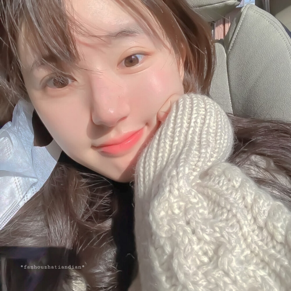 ᴾʳᵒᵇᵃᵇˡʸ ᵍʳᵒʷⁱⁿᵍ ᵘᵖ ᵃⁿᵈ ˡᵒˢⁱⁿᵍ ᵐʸ ᶠᵒʳᵐᵉʳˢᵉˡᶠ.
原.小浔糊涂