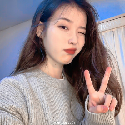 IU