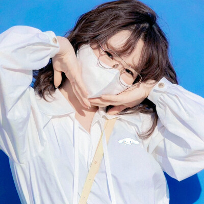 木屋别墅，碧水蓝天，还有我和你♥