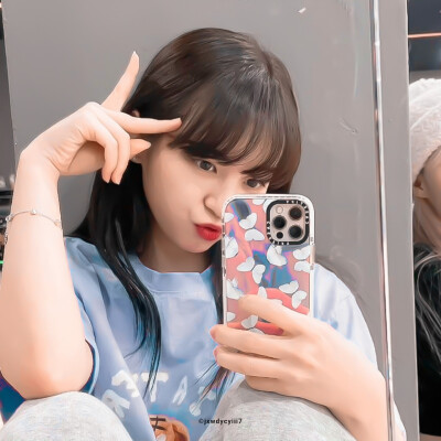 *PHOTO IN MIRROR