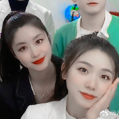 初入职场的我们法医季
屈轶龄and向琴琴