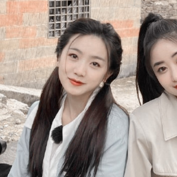 初入职场的我们法医季
屈轶龄and向琴琴