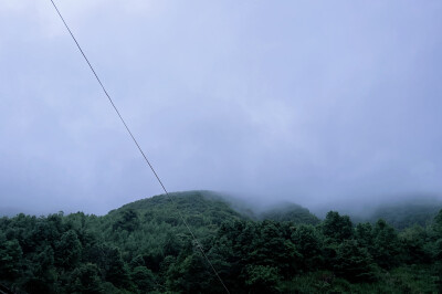 山涧小溪，空气清新