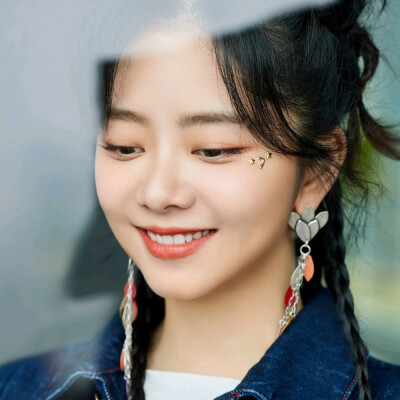 谭松韵高清头像