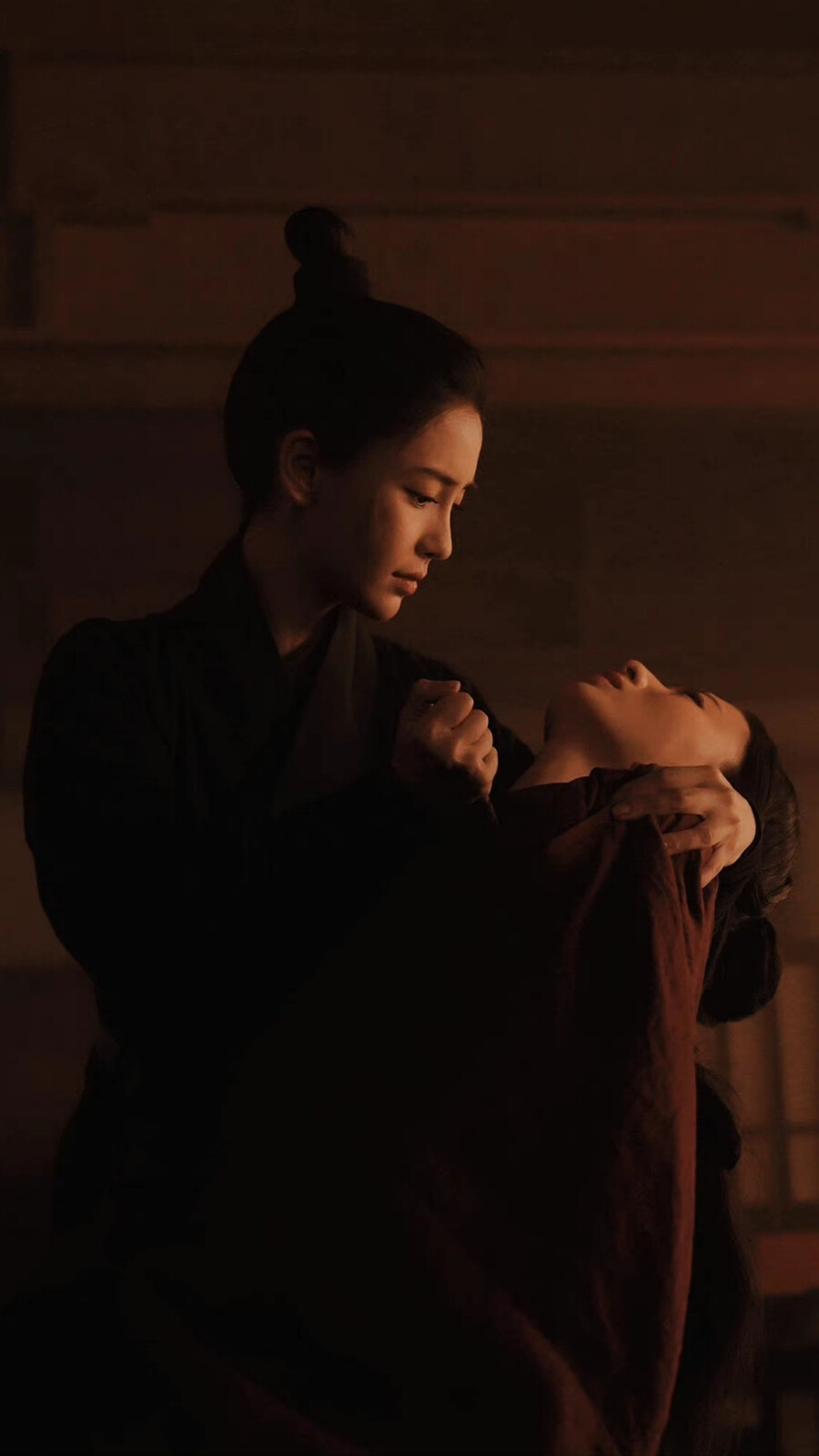 风起陇西柳莹杨颖