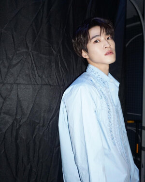 赞多 了不起舞社  自拍