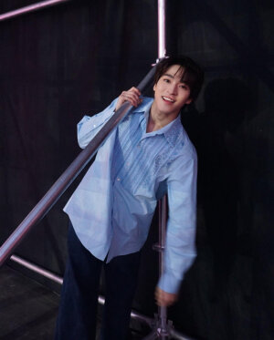 赞多 了不起舞社  自拍