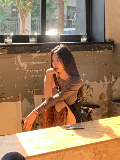 易梦玲