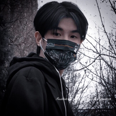 Justin黄明昊