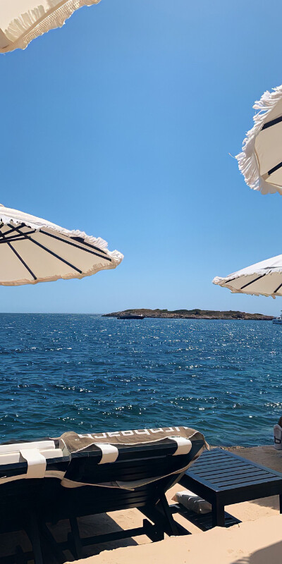 ♡ ʇnq n ǝʌol ı