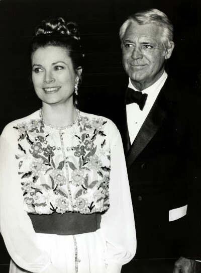 grace Kelly and Gary grant