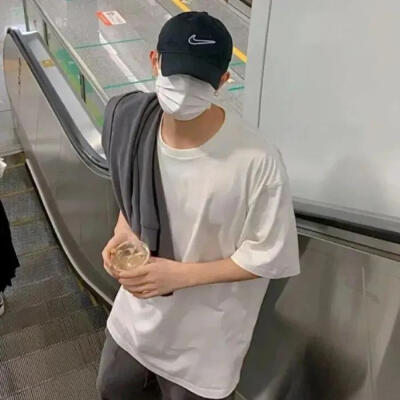 【男头像杂烩】男生头像#遮挡#宠物#唯美韩国#小清新#伤感#帅气#高清#暖男#欧美#霸气ᵎ鲜肉#By沐晴