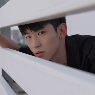 【男头像杂烩】男生头像#遮挡#宠物#唯美韩国#小清新#伤感#帅气#高清#暖男#欧美#霸气ᵎ鲜肉#By沐晴