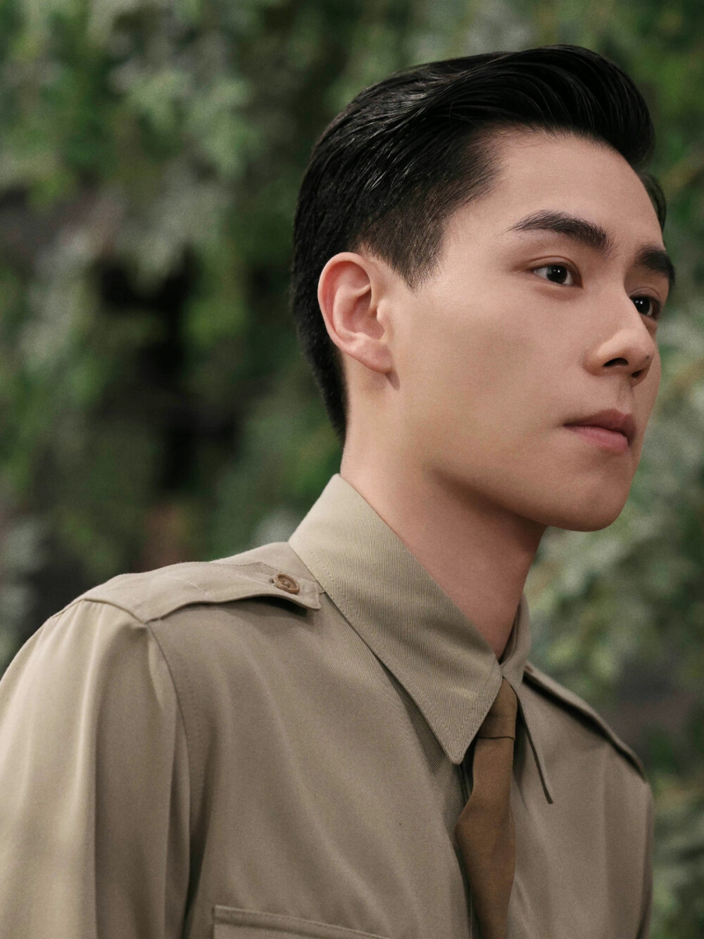 凭栏一片风云起