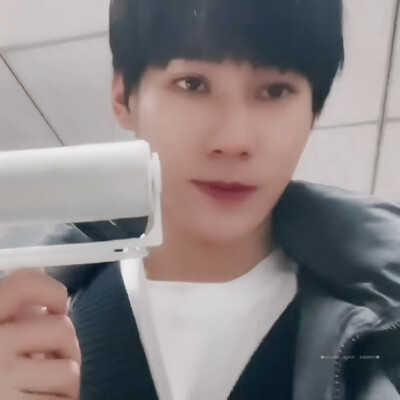 ►张真源头像