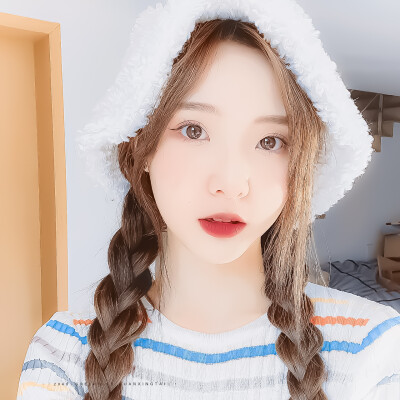 ✿ 郑乃馨
