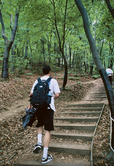 陪男朋友爬山记