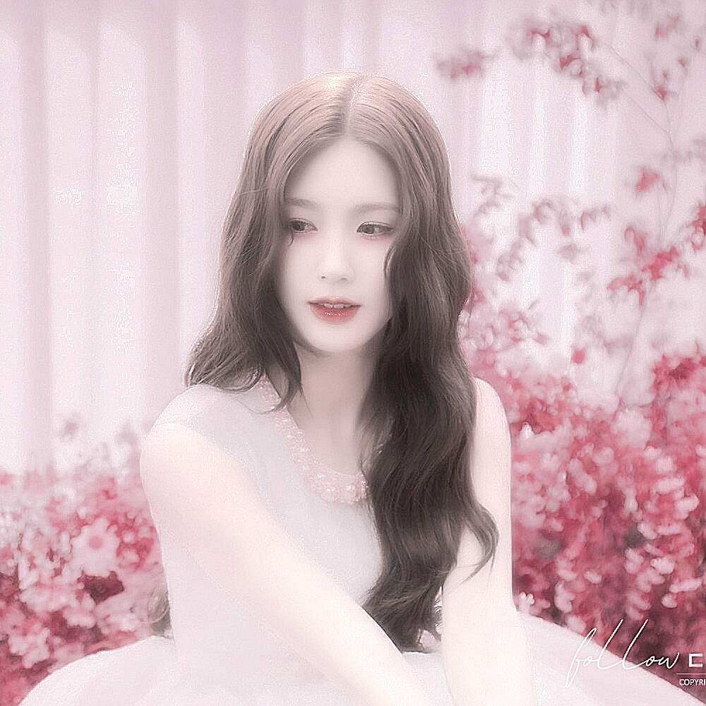 双生花，并蒂而生，日夜相缠。 ​​​