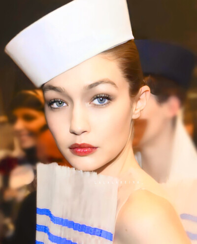 Gigi Hadid for Jean Paul Gaultier
修图[weibo@Lalalareina_]