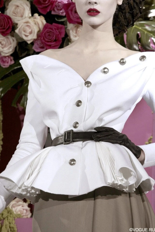 Christian Dior Couture S/S 2010
Details
[weibo@Ouvg]