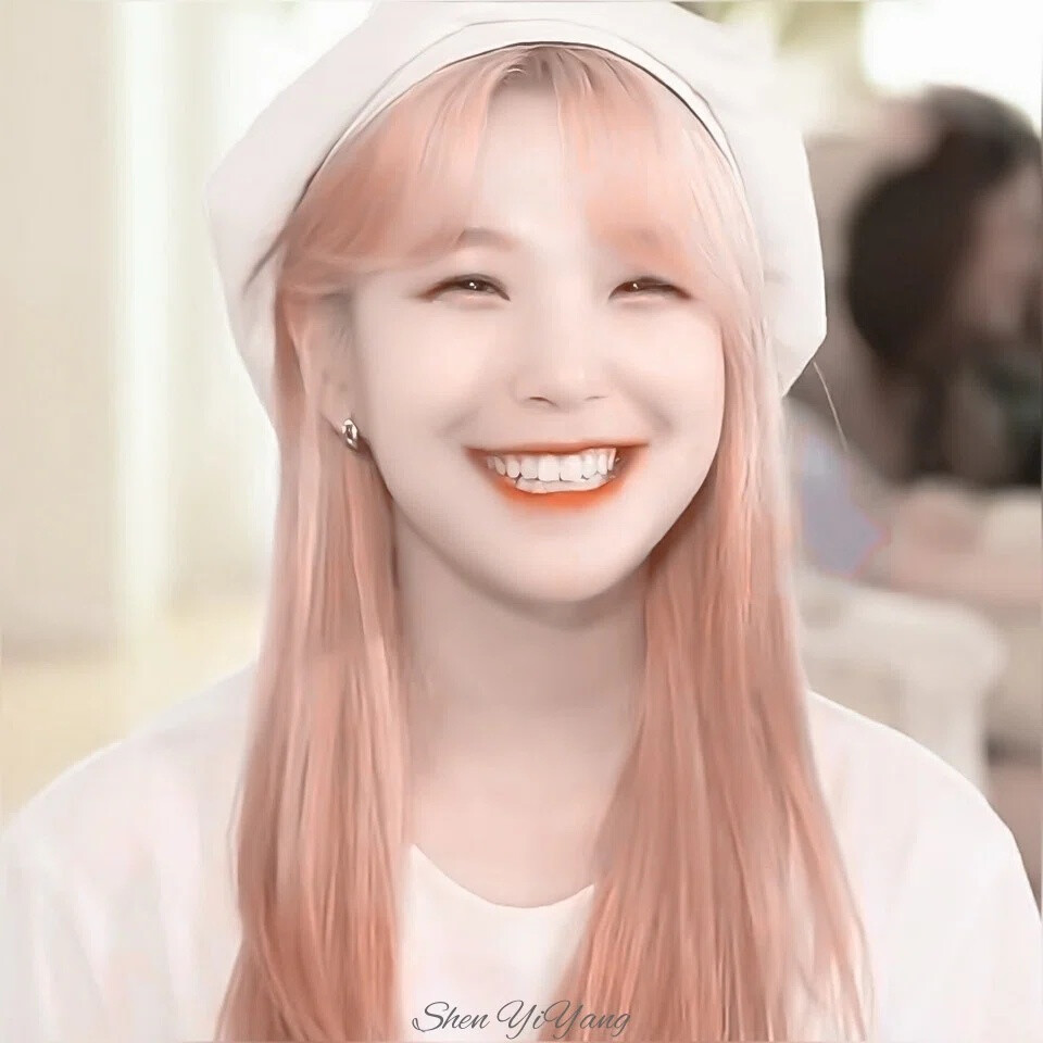 *世界上最动听的情话 也是你的名字*
©沈意洋Shen YiYang