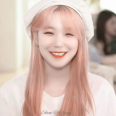 *世界上最动听的情话 也是你的名字*
©沈意洋Shen YiYang