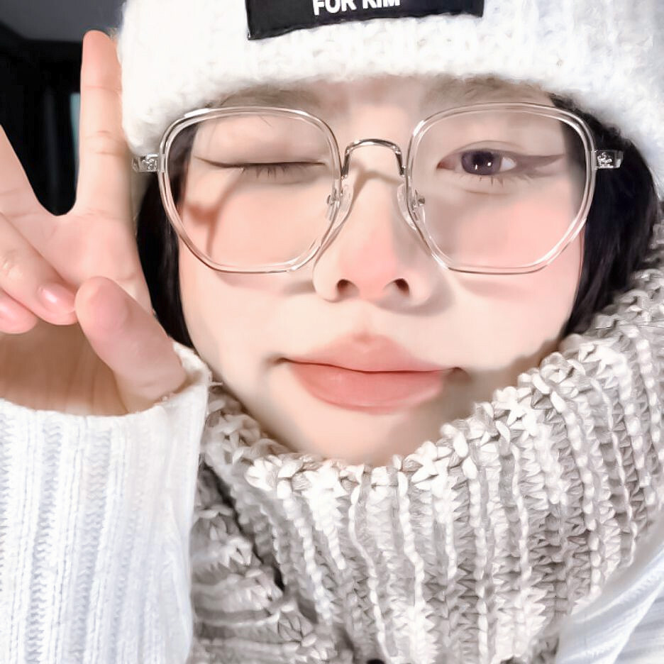 *世界上最动听的情话 也是你的名字*
©沈意洋Shen YiYang