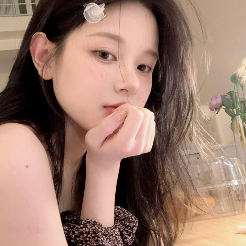 小柳由纪