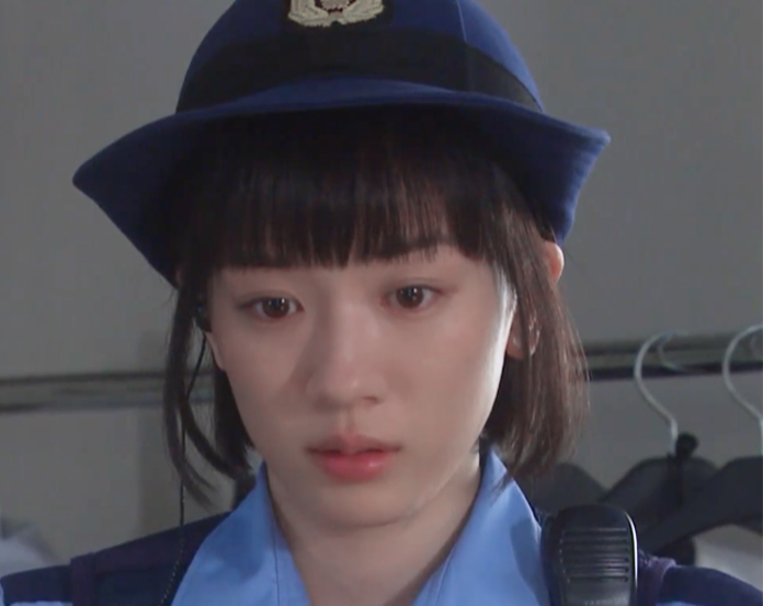 女子警察的逆袭，自截自调