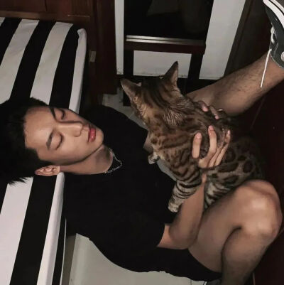 【男头像杂烩】男生头像#遮挡#宠物#唯美韩国#小清新#伤感#帅气#高清#暖男#欧美#霸气ᵎ鲜肉#By沐晴