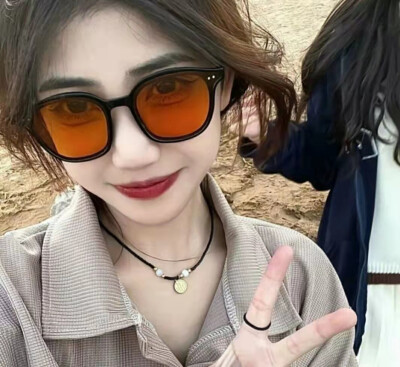 女头