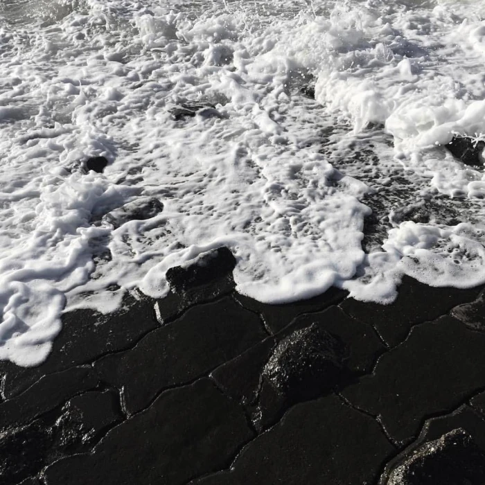 黑色背景图 ୧⍢⃝୨