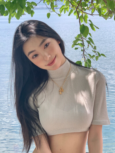 易梦玲