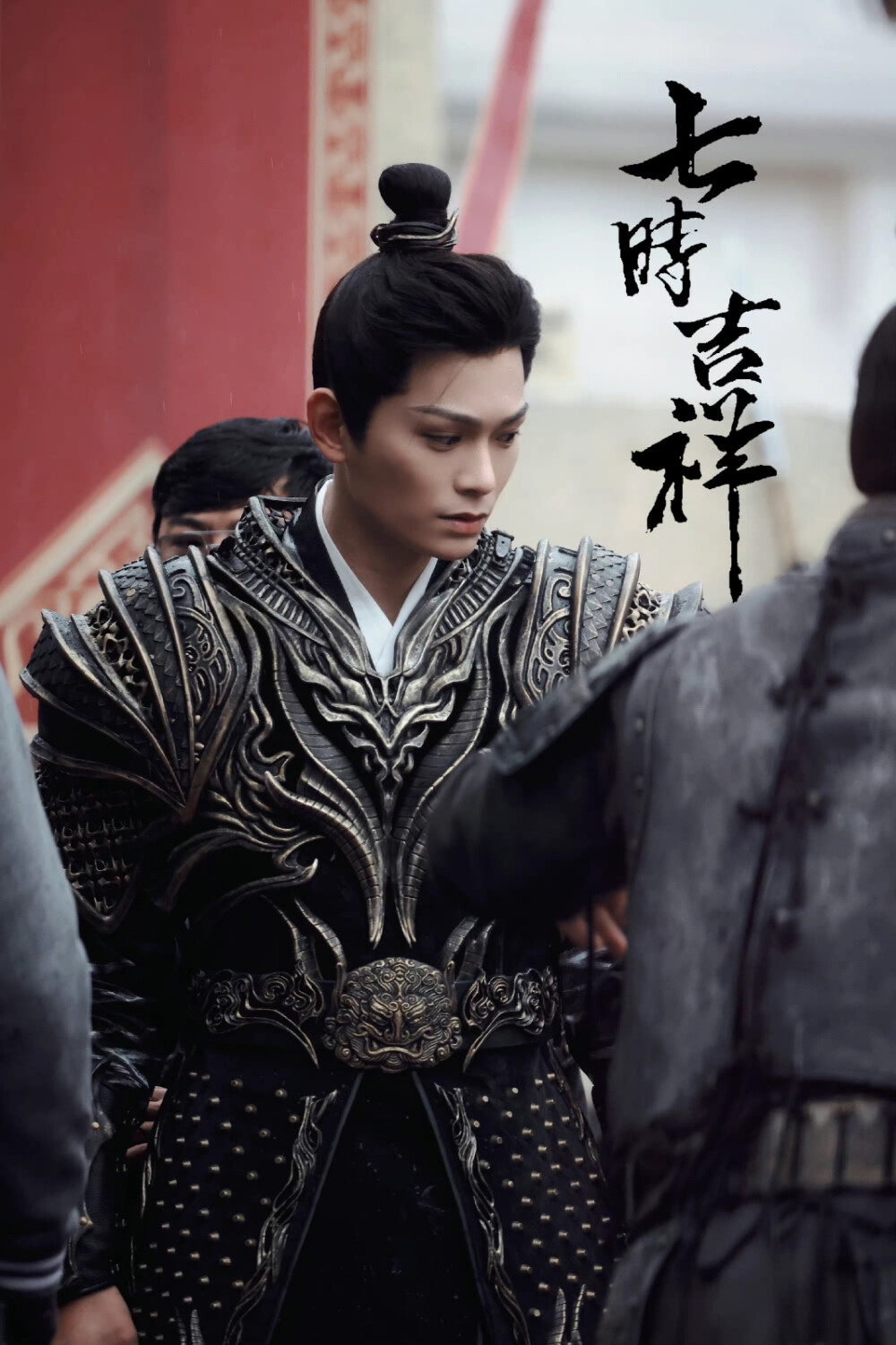 初空
cr:LILACS·丁禹兮