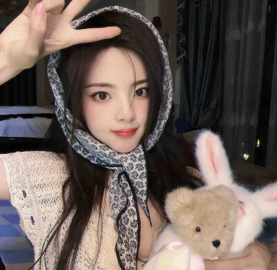 杨超越 头像