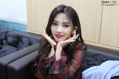 190208
(G)I-DLE 年末歌谣祭待机室幕后故事♥♡
181228 歌谣大庆典 