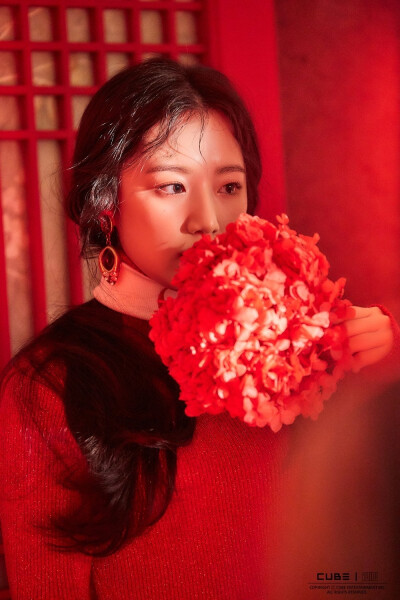 190220
[(G)I-DLE] 迷你 2辑 [I made] 封面拍摄现场花絮（6）