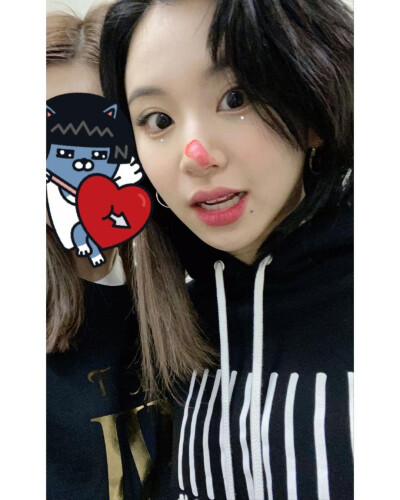 CHAEYOUNG 孙彩瑛