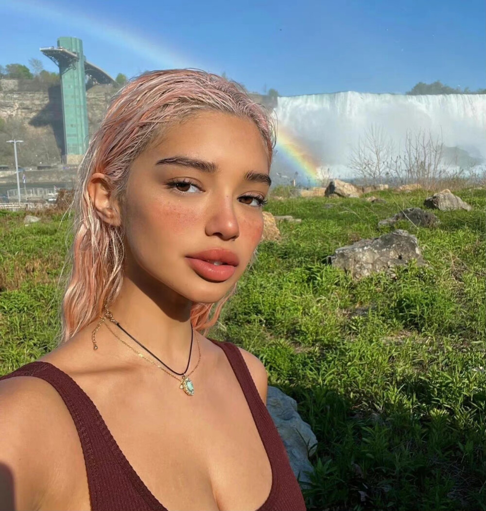 ᵂⁱˢᵉʳ'ˢ ᶠᵃᶜᵉ