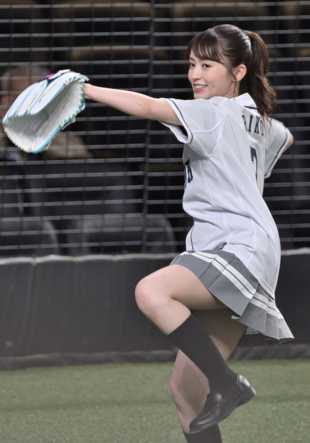 逢田梨香子