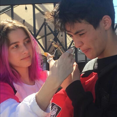 欧美头像
欧美情头