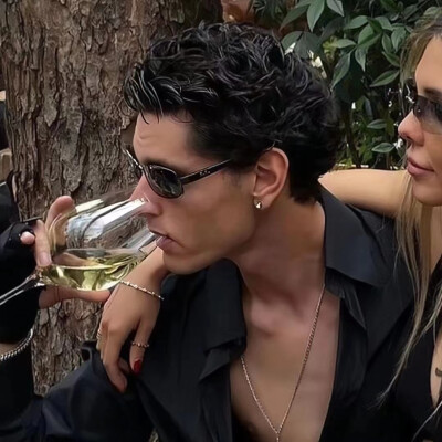 欧美头像
欧美情头