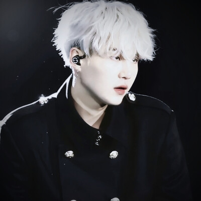 ©309percent_suga
闵玧其 