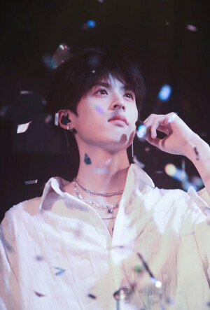 有爱豆内味了禁二改